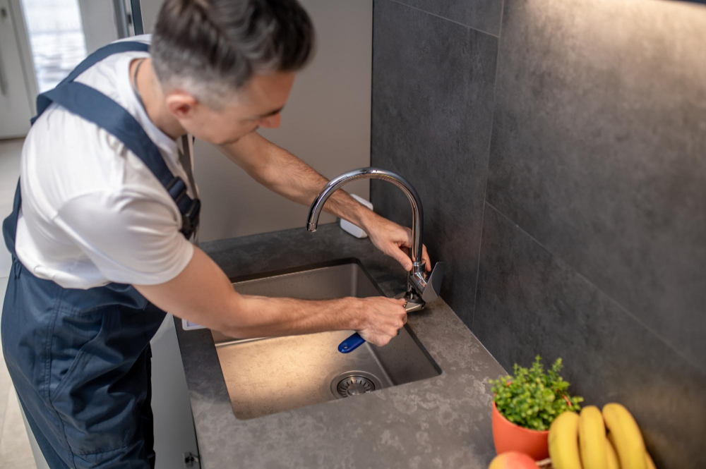 Kitchen sink installation
